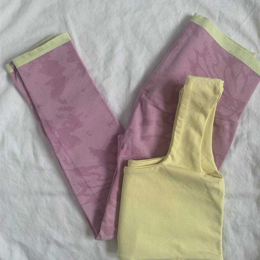 💕 Flawed but still fabulous! Free People Movement Set